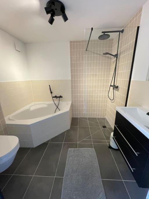Modern Beach House For 12 Pers! With Jacuzzi Julianadorp Exterior foto